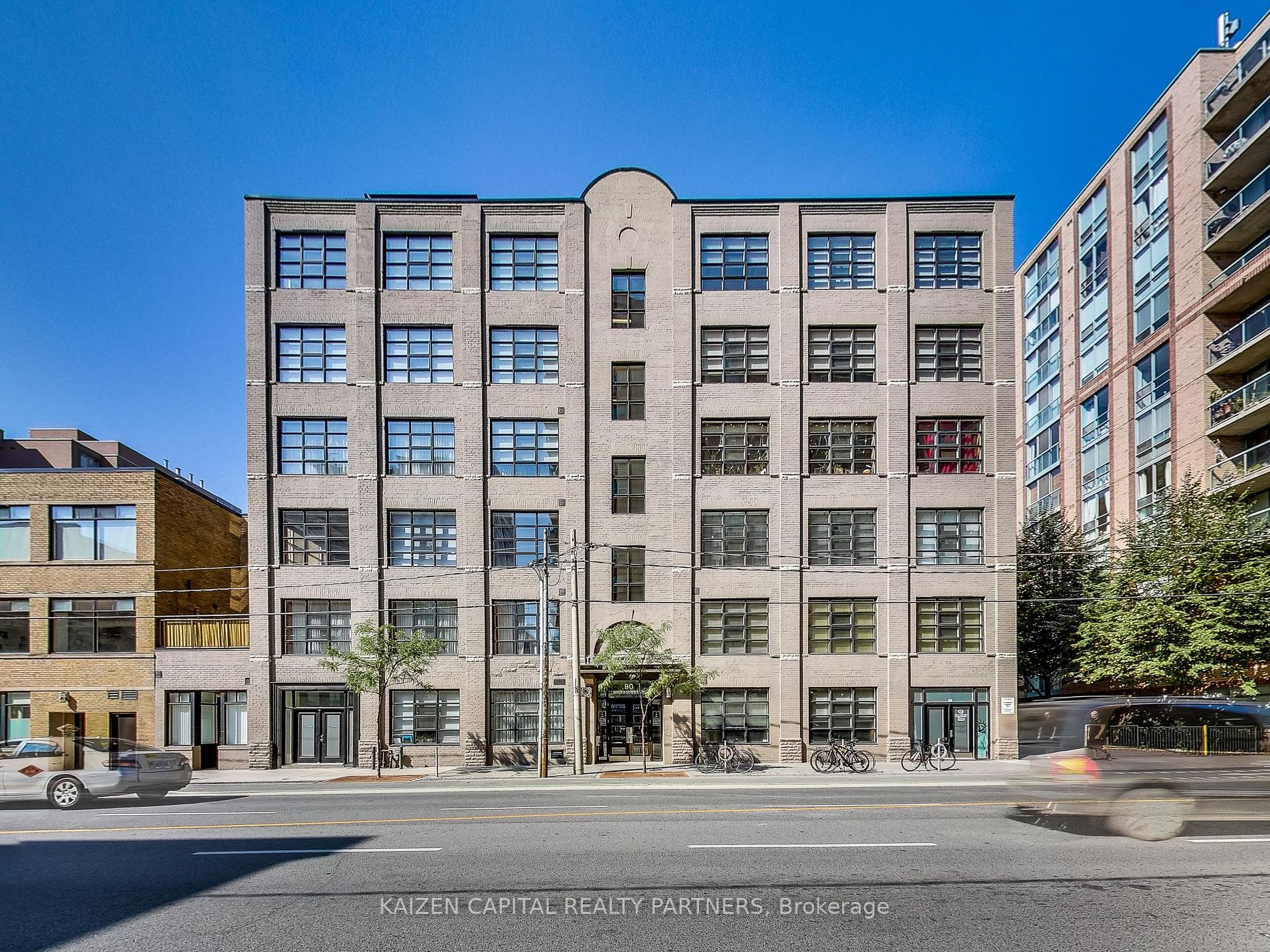 90 Sherbourne Street, #103