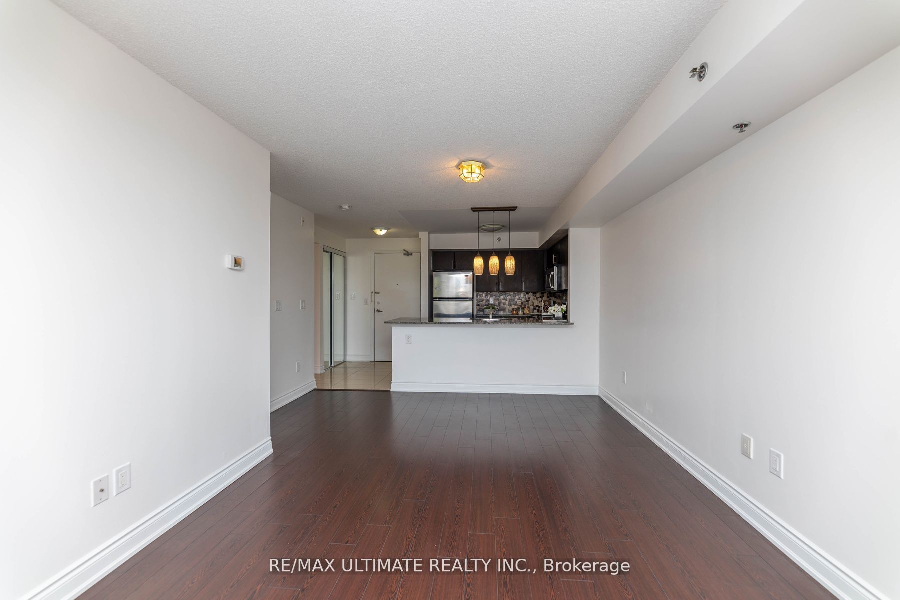 760 Sheppard Ave W, #302