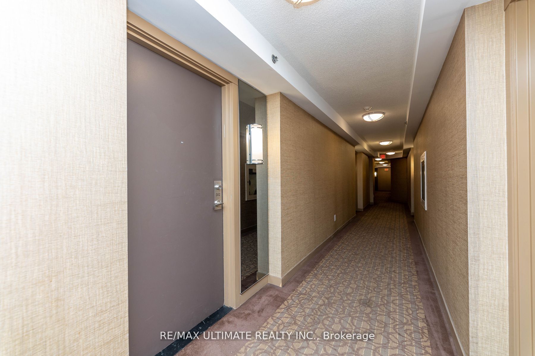 760 Sheppard Ave W, #302