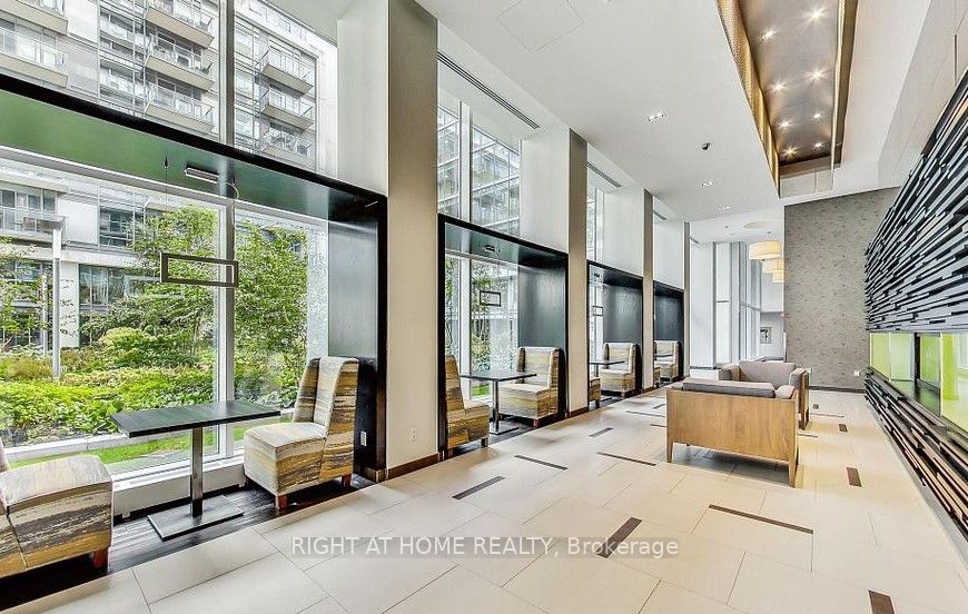90 Stadium Rd, #829