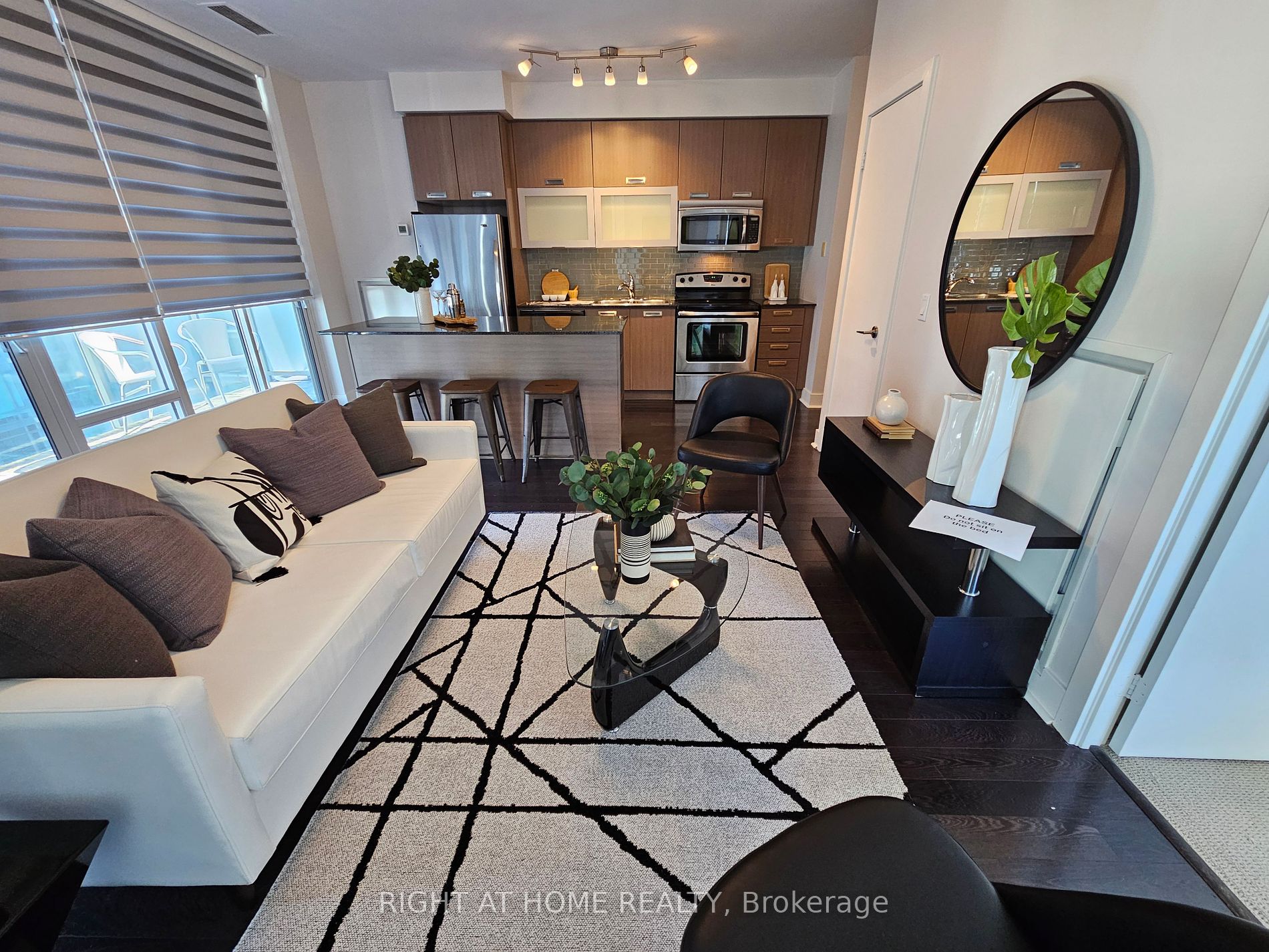 90 Stadium Rd, #829