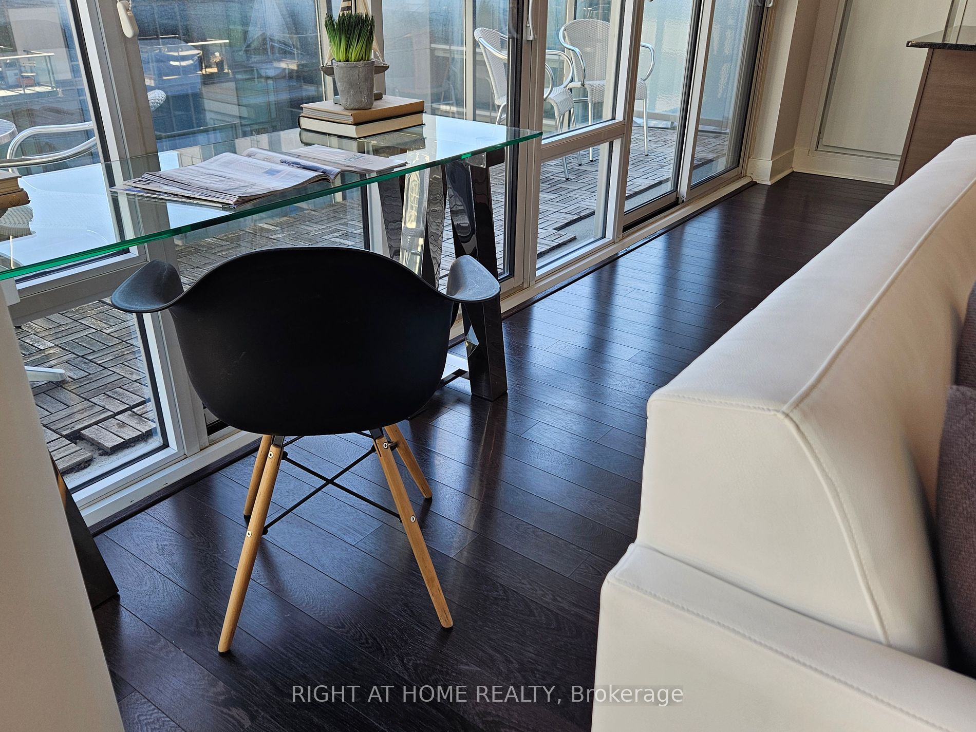 90 Stadium Rd, #829