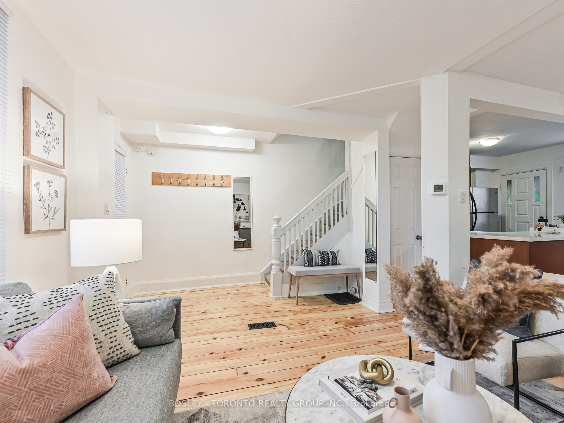 627 Dupont Street