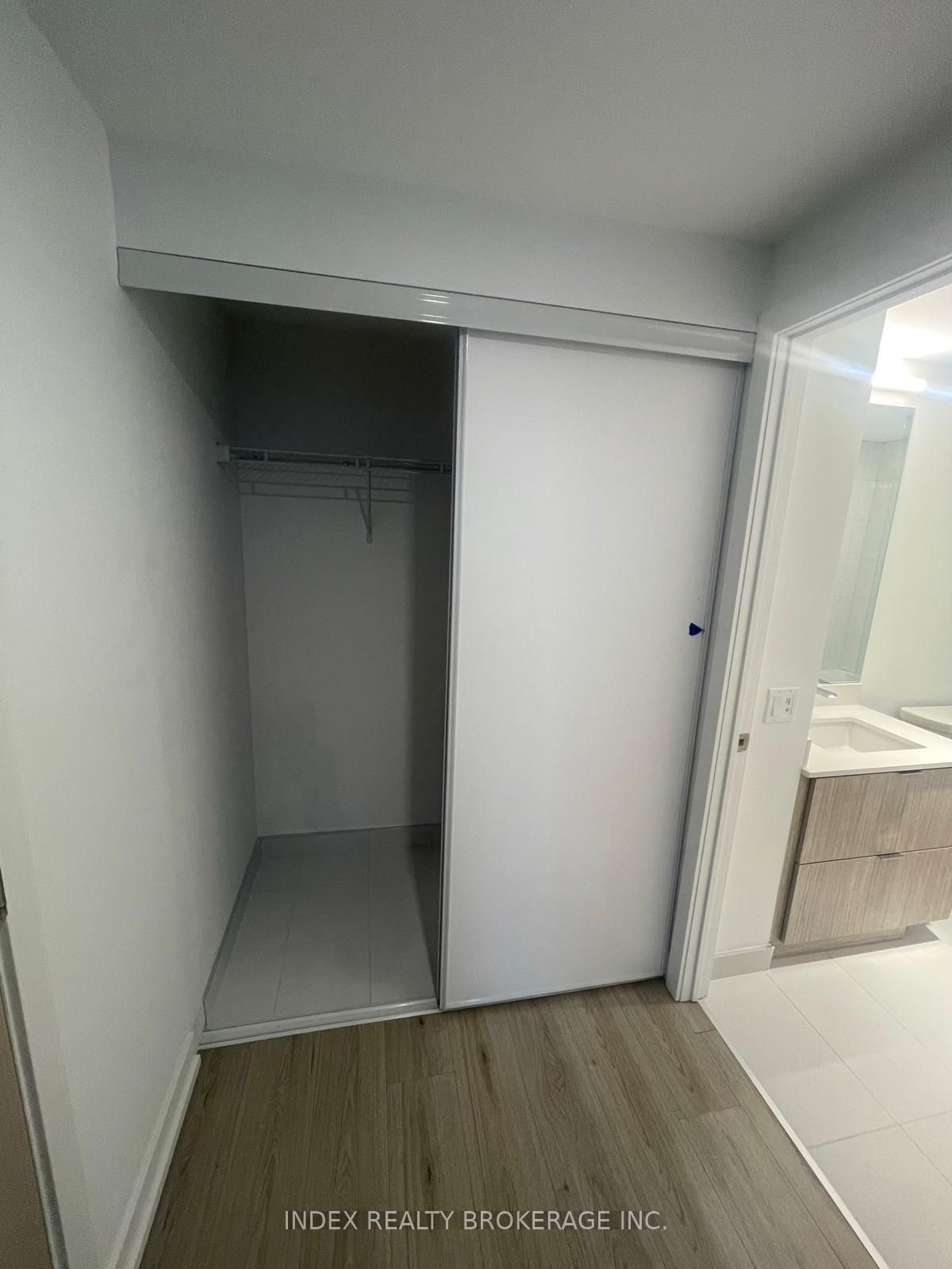 395 Bloor Street E, #2207