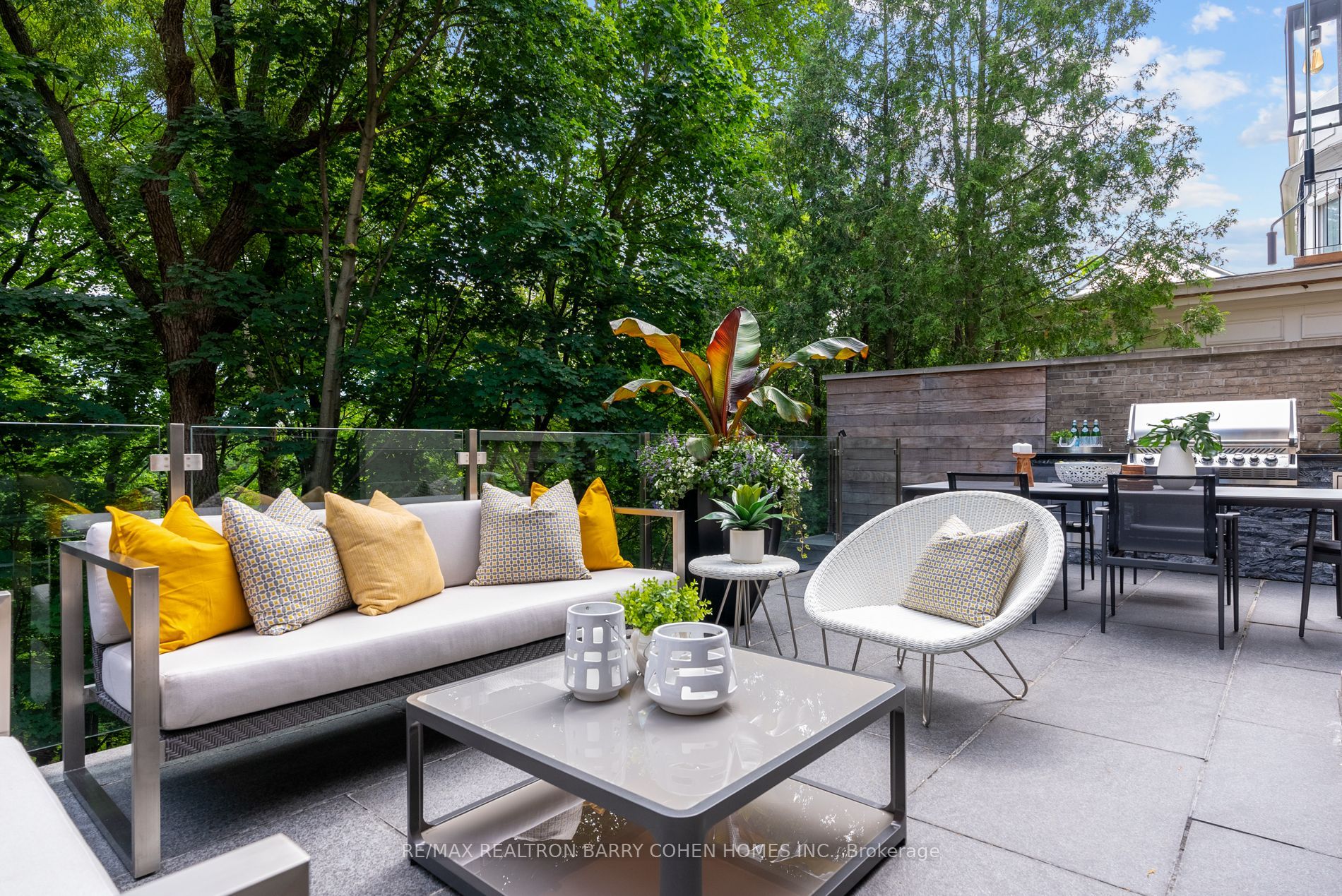 11 Ridgewood Road