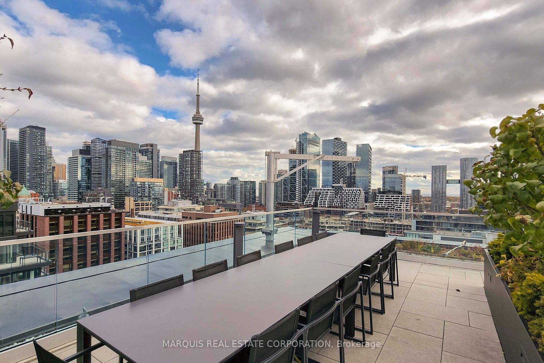 505 Richmond Street W, #632