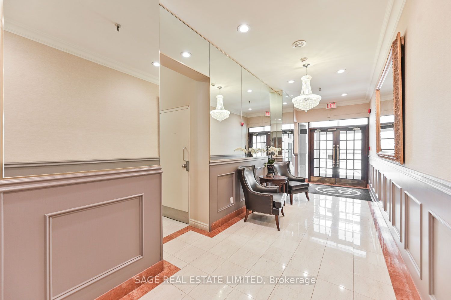 82 Lombard St, #412