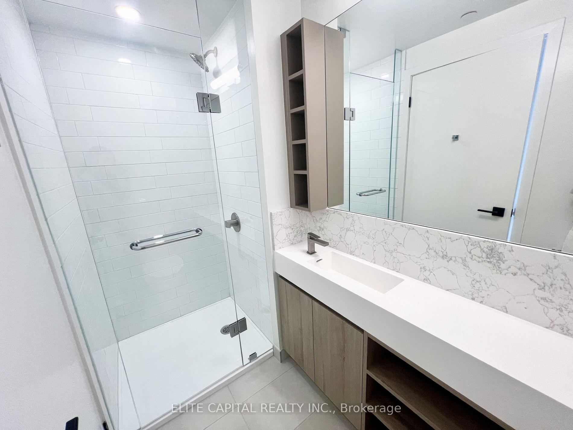 319 jarvis Street #3802