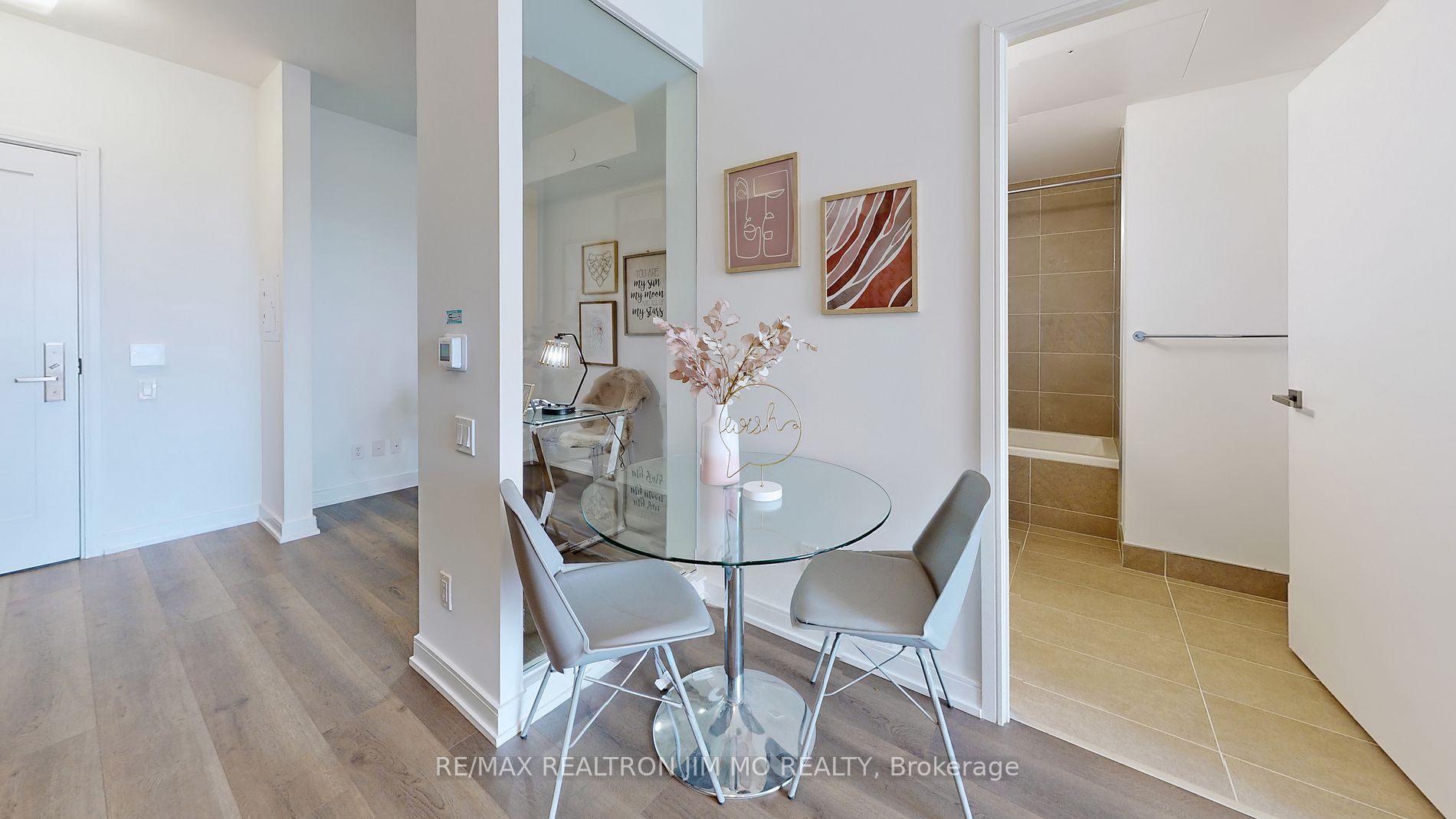 3 Gloucester St, #509