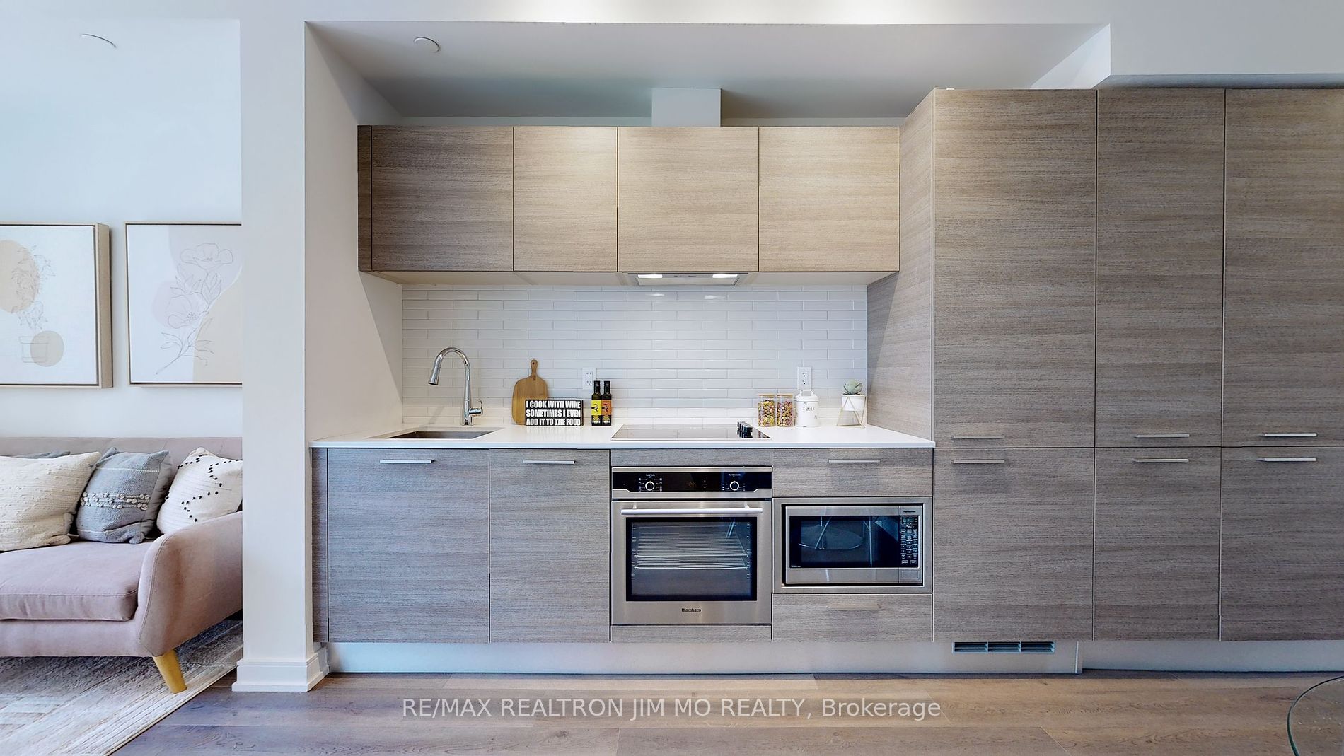 3 Gloucester St, #509