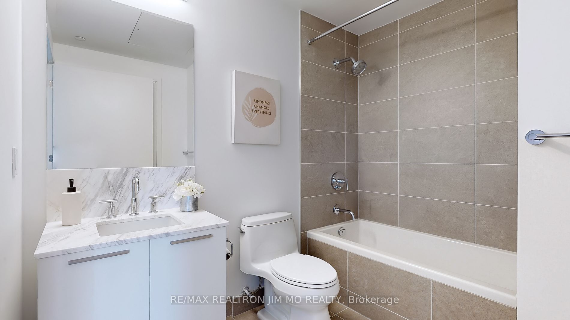 3 Gloucester St, #509