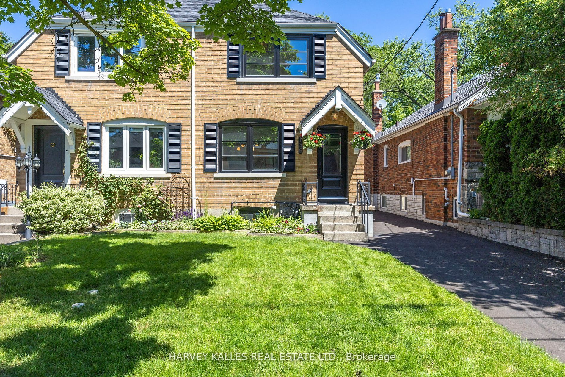 136 Glenvale Boulevard