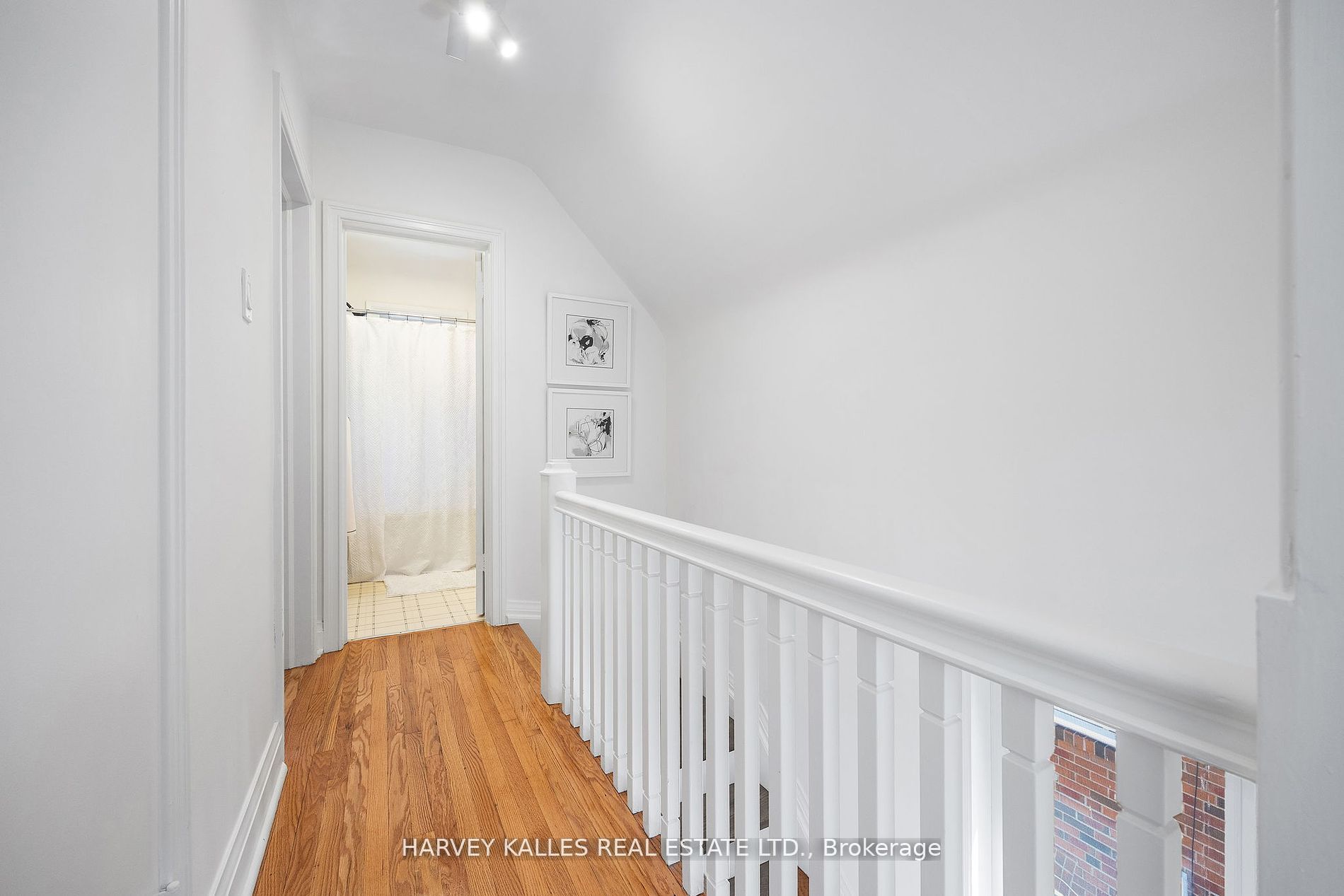 136 Glenvale Boulevard