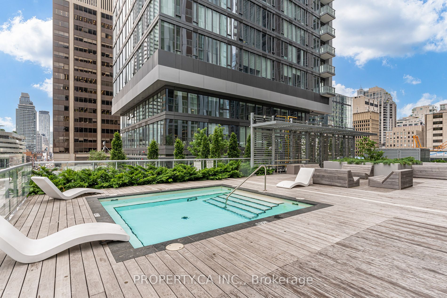1 Yorkville Ave, #3507
