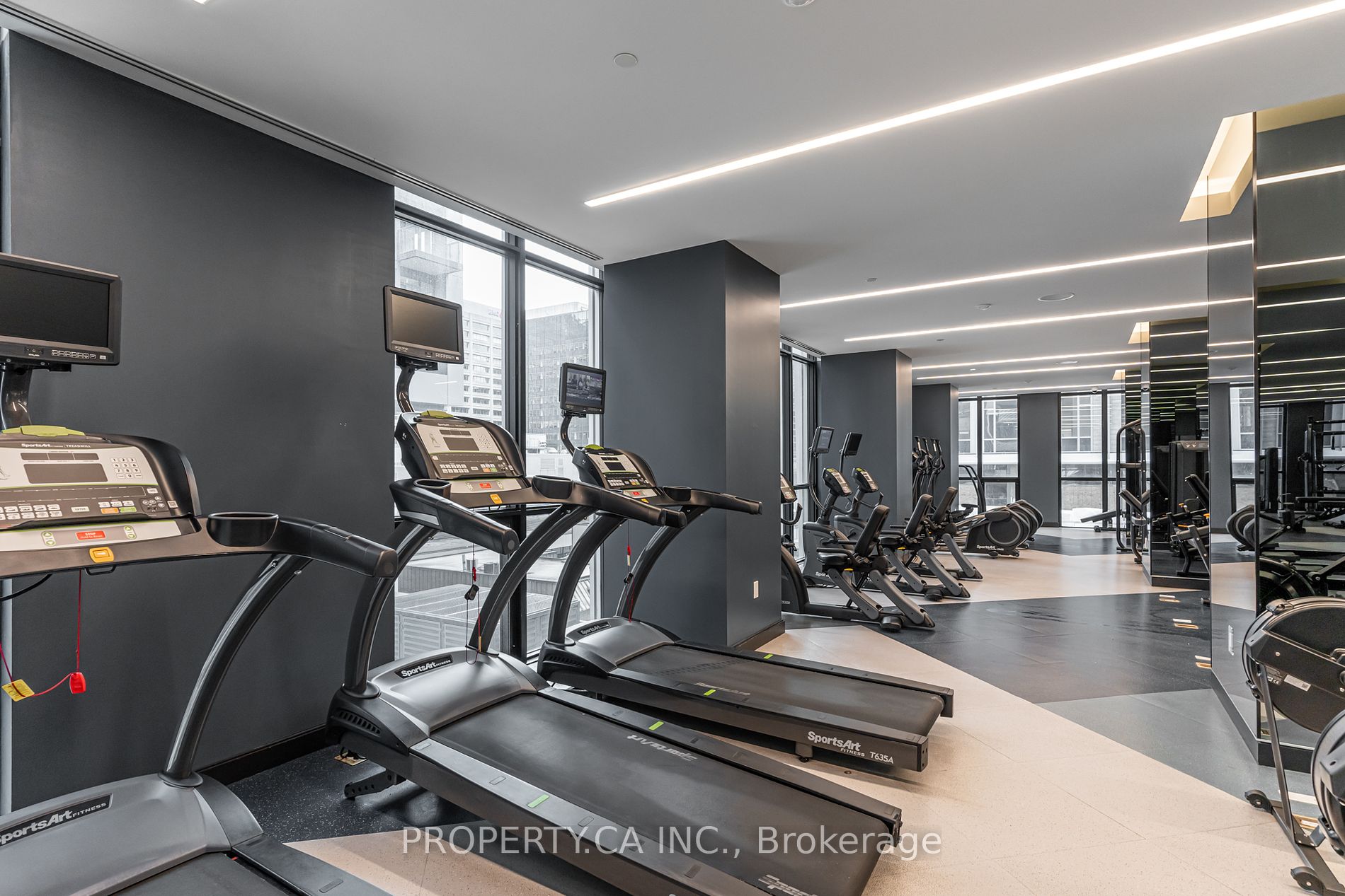 1 Yorkville Ave, #3507