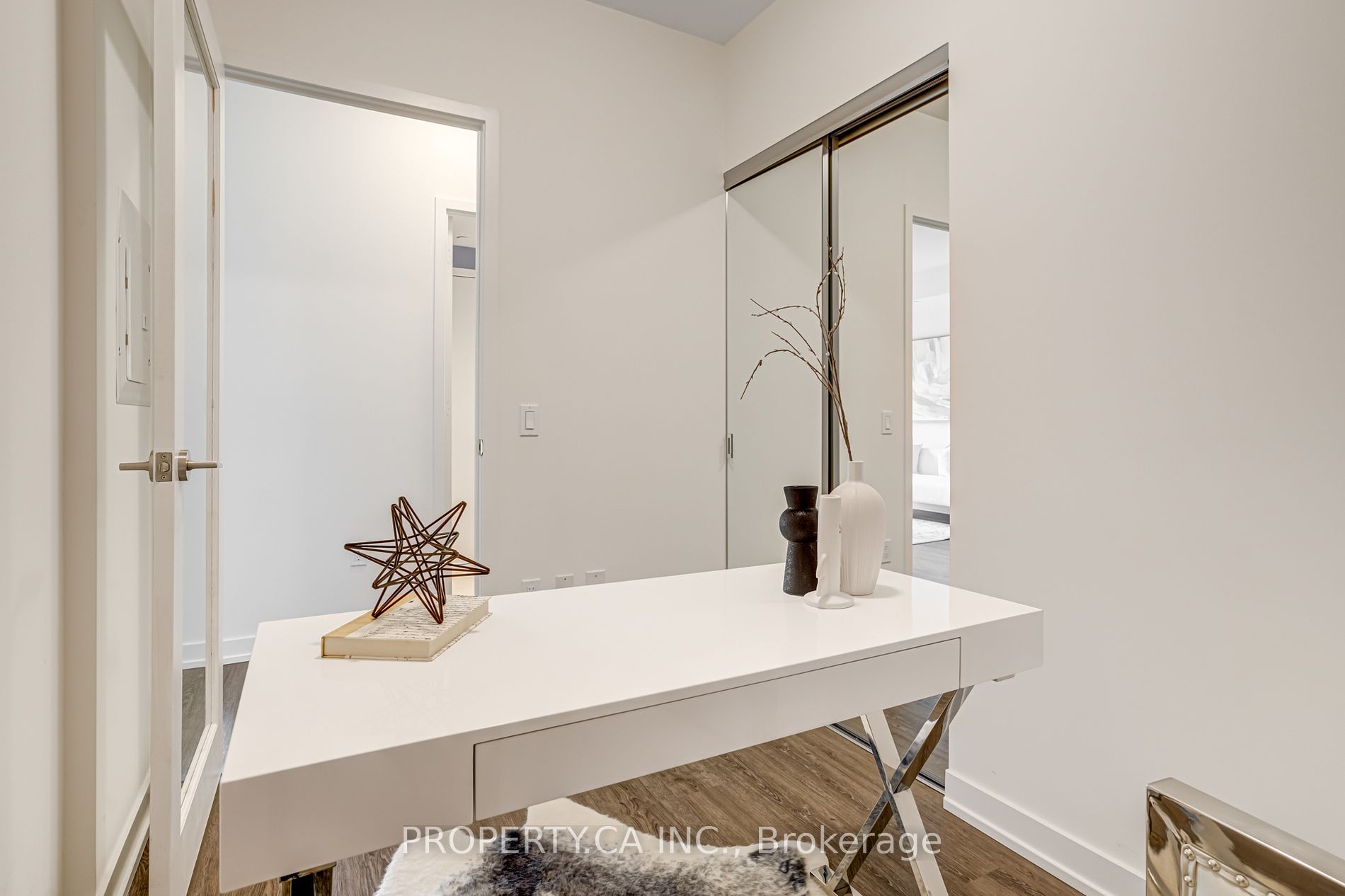 1 Yorkville Ave, #3507