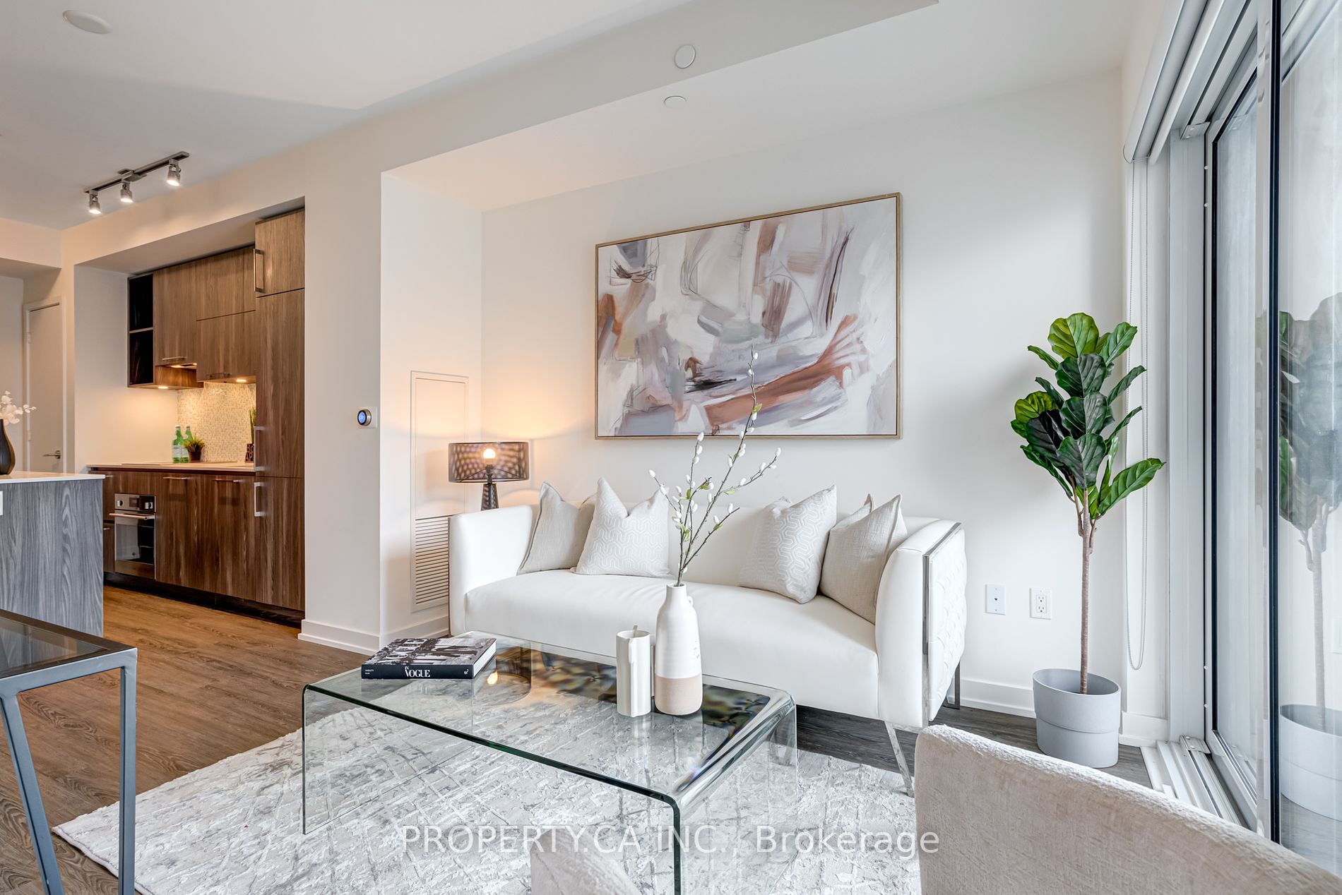 1 Yorkville Ave, #3507