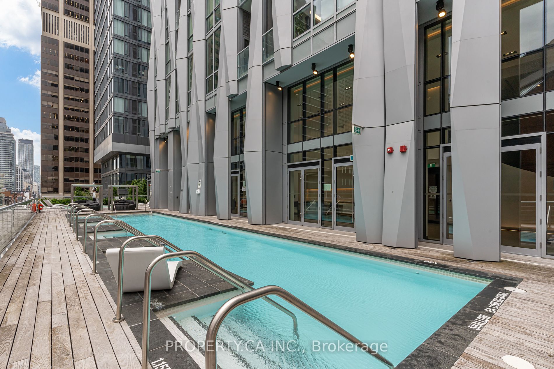 1 Yorkville Ave, #3507