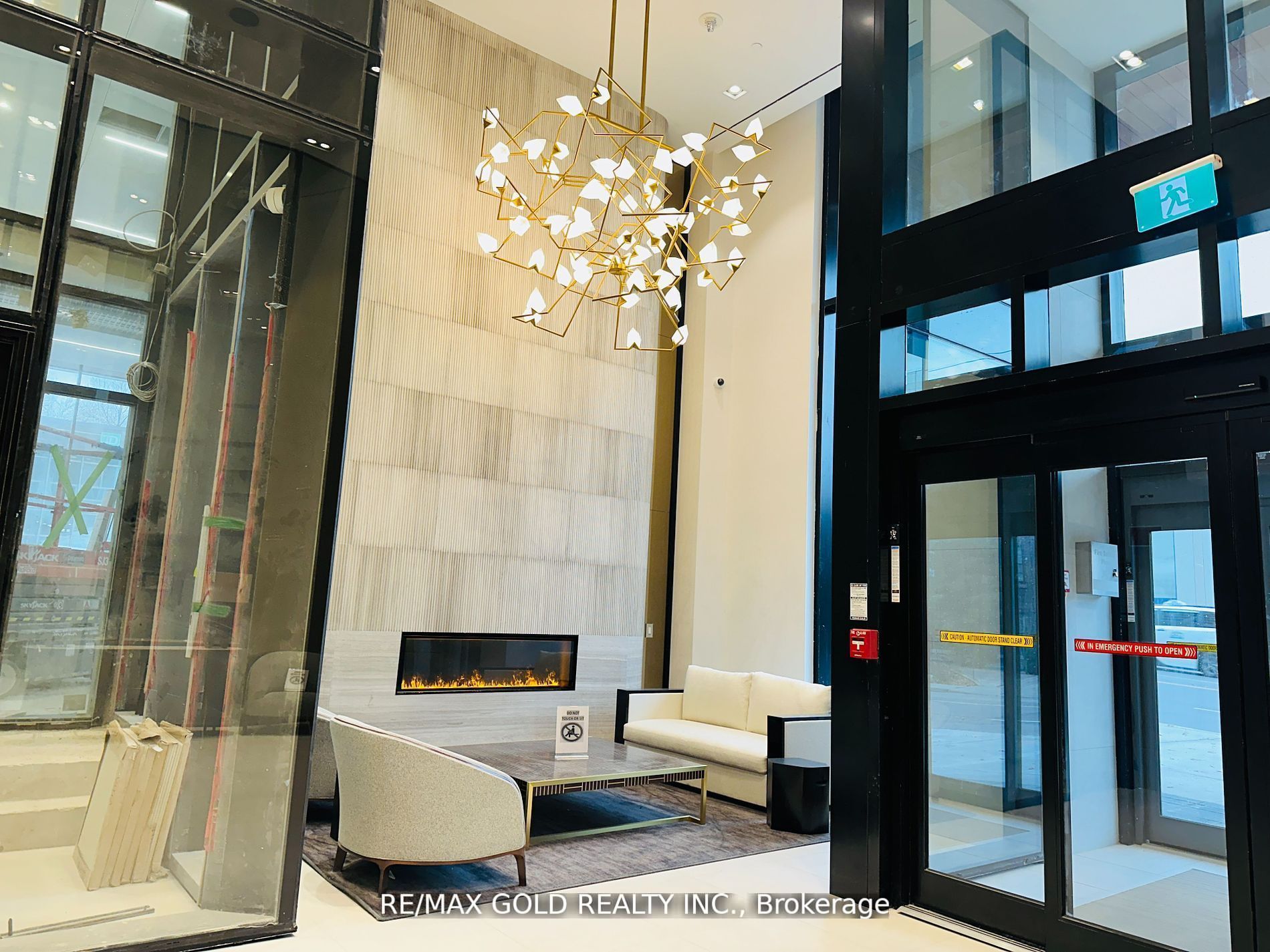2020 Bathurst Street #216