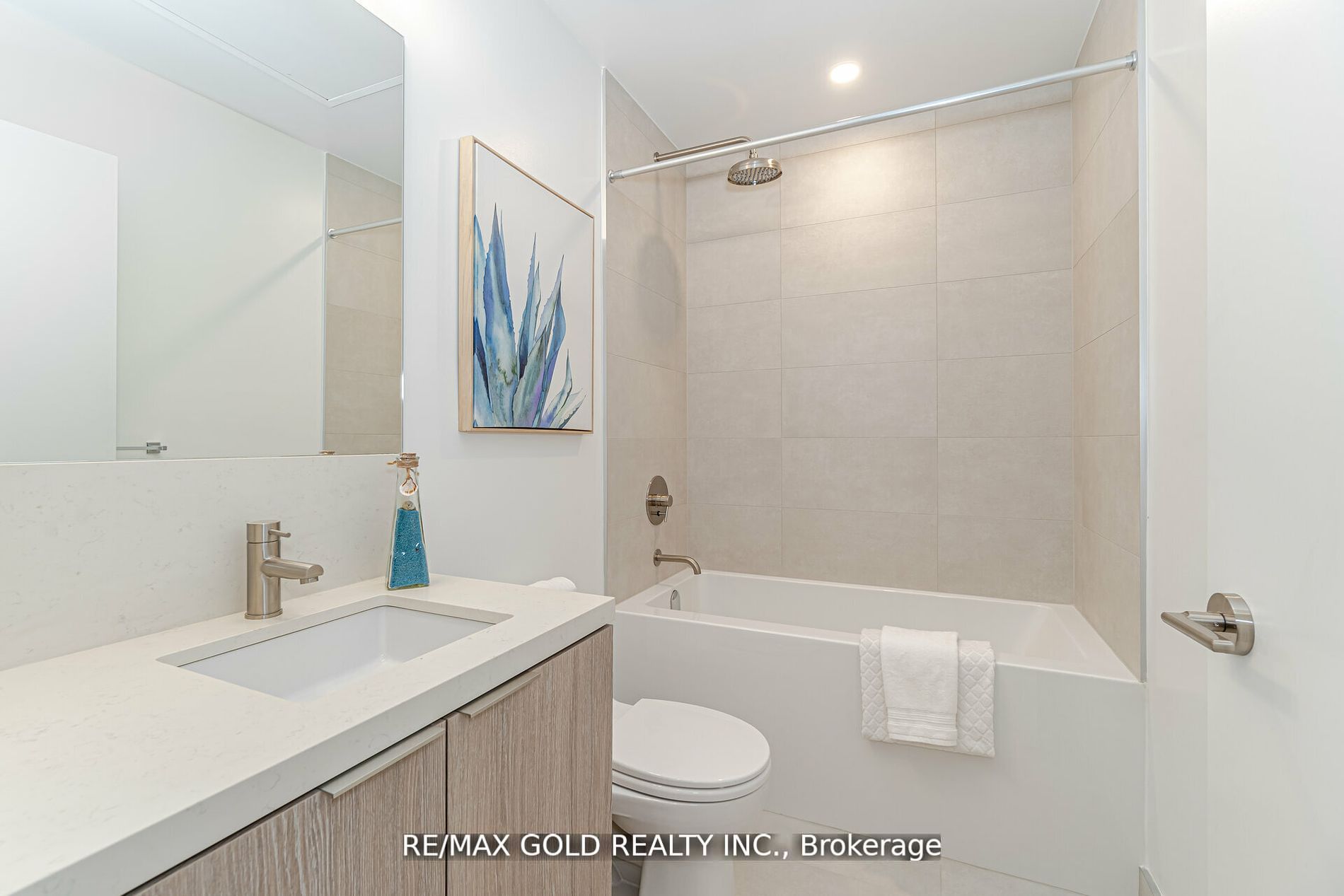 2020 Bathurst Street #216