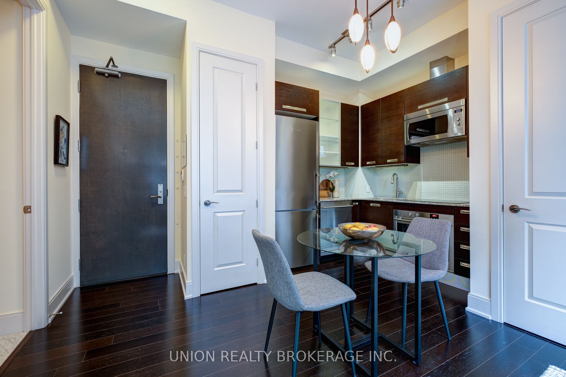 21 Balmuto St, #1403