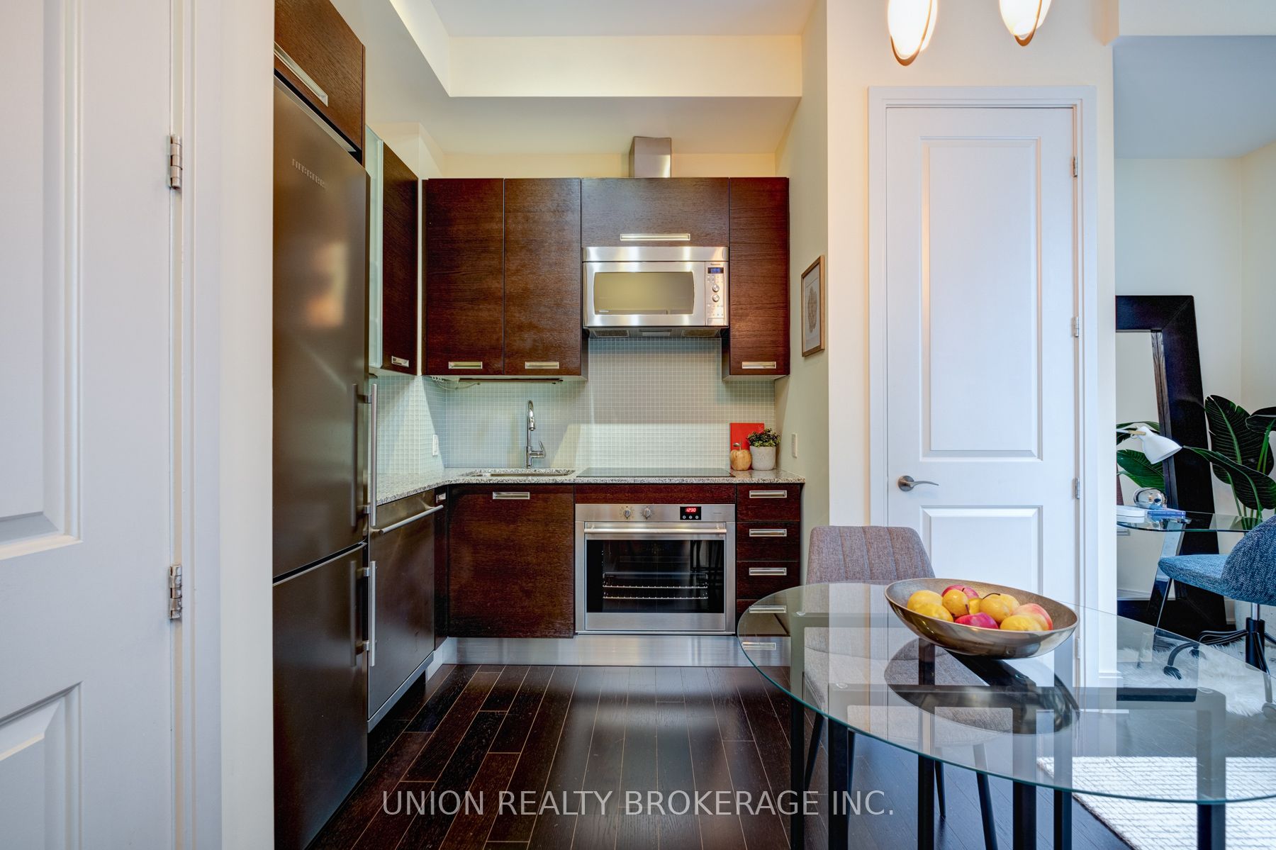 21 Balmuto St, #1403