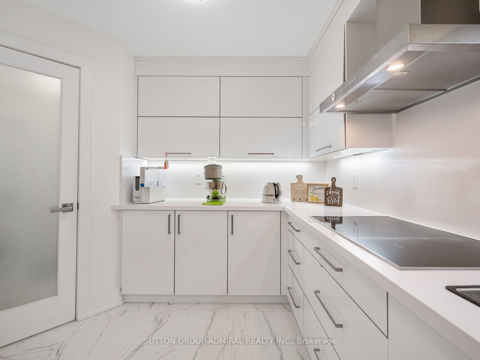 75 York Mills Road, #301