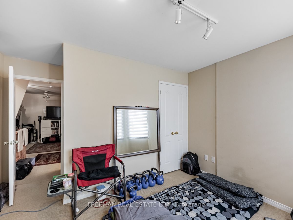 108 Finch Avenue W, #C13