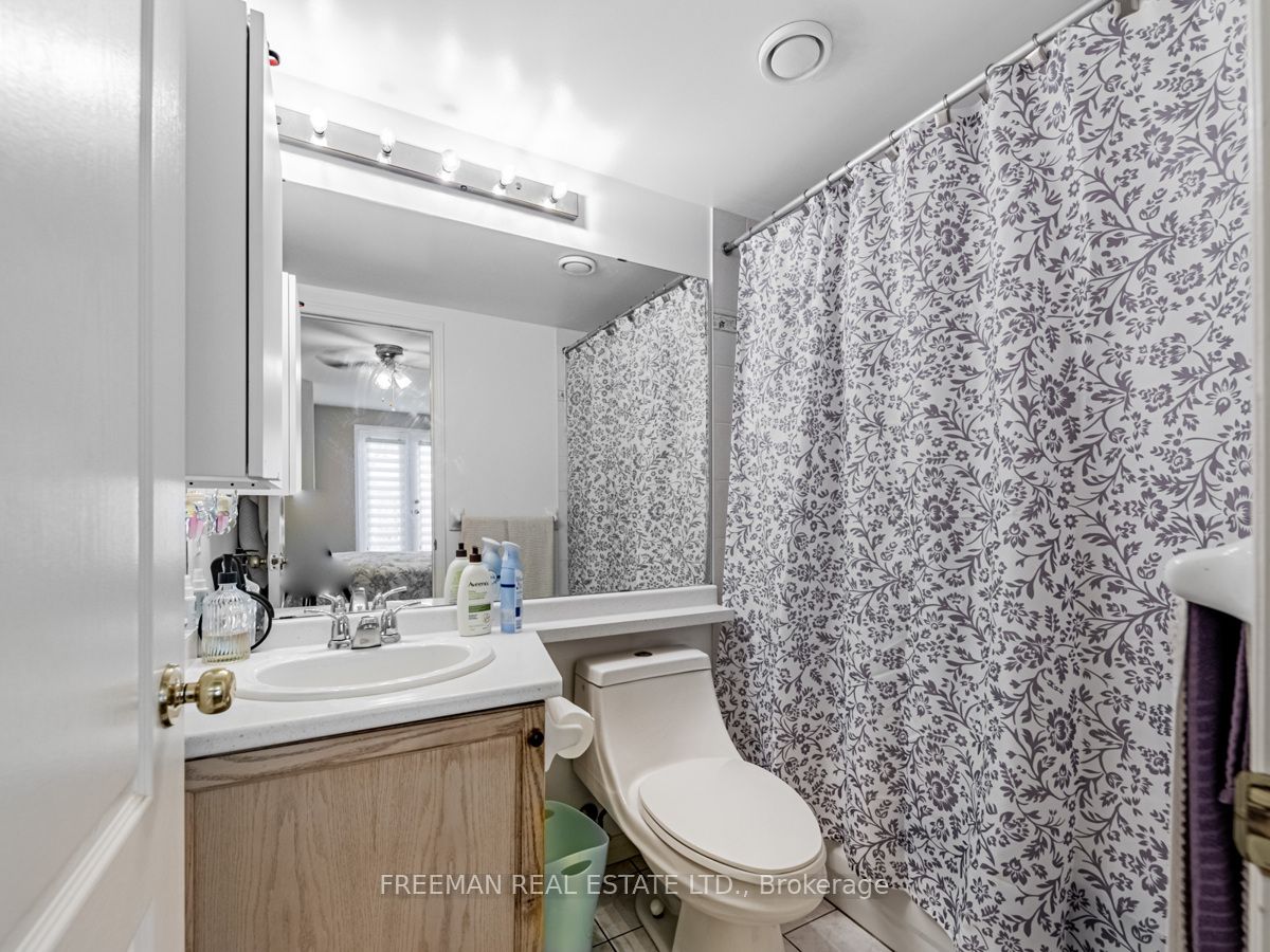 108 Finch Avenue W, #C13