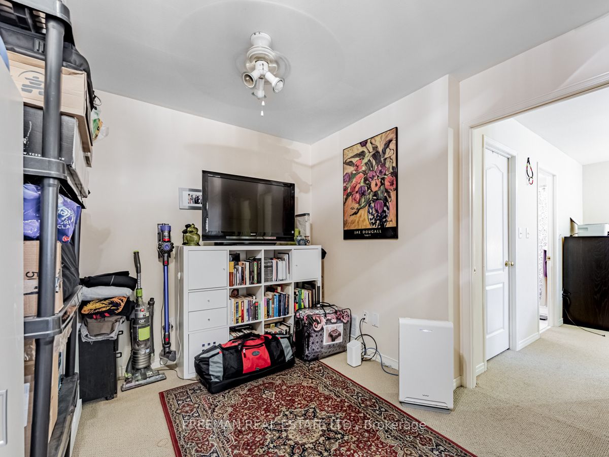 108 Finch Avenue W, #C13