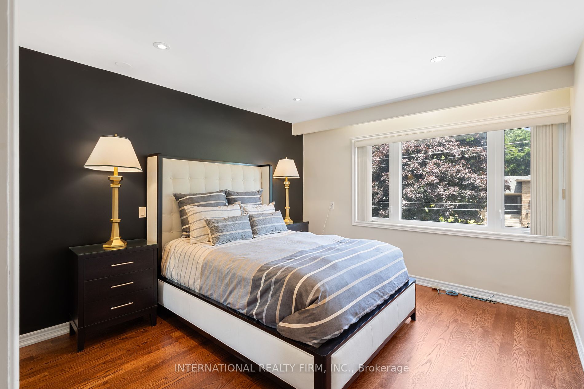 51 Blue Forest Dr