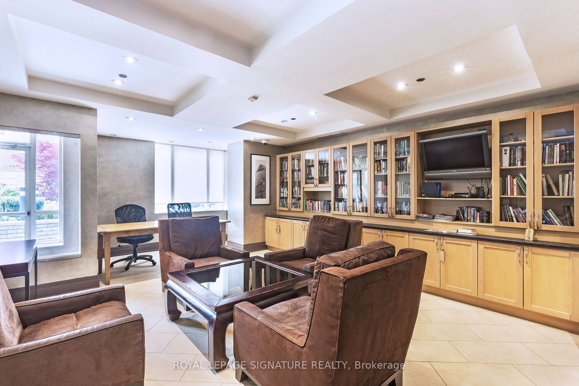 485 Rosewell Avenue #308
