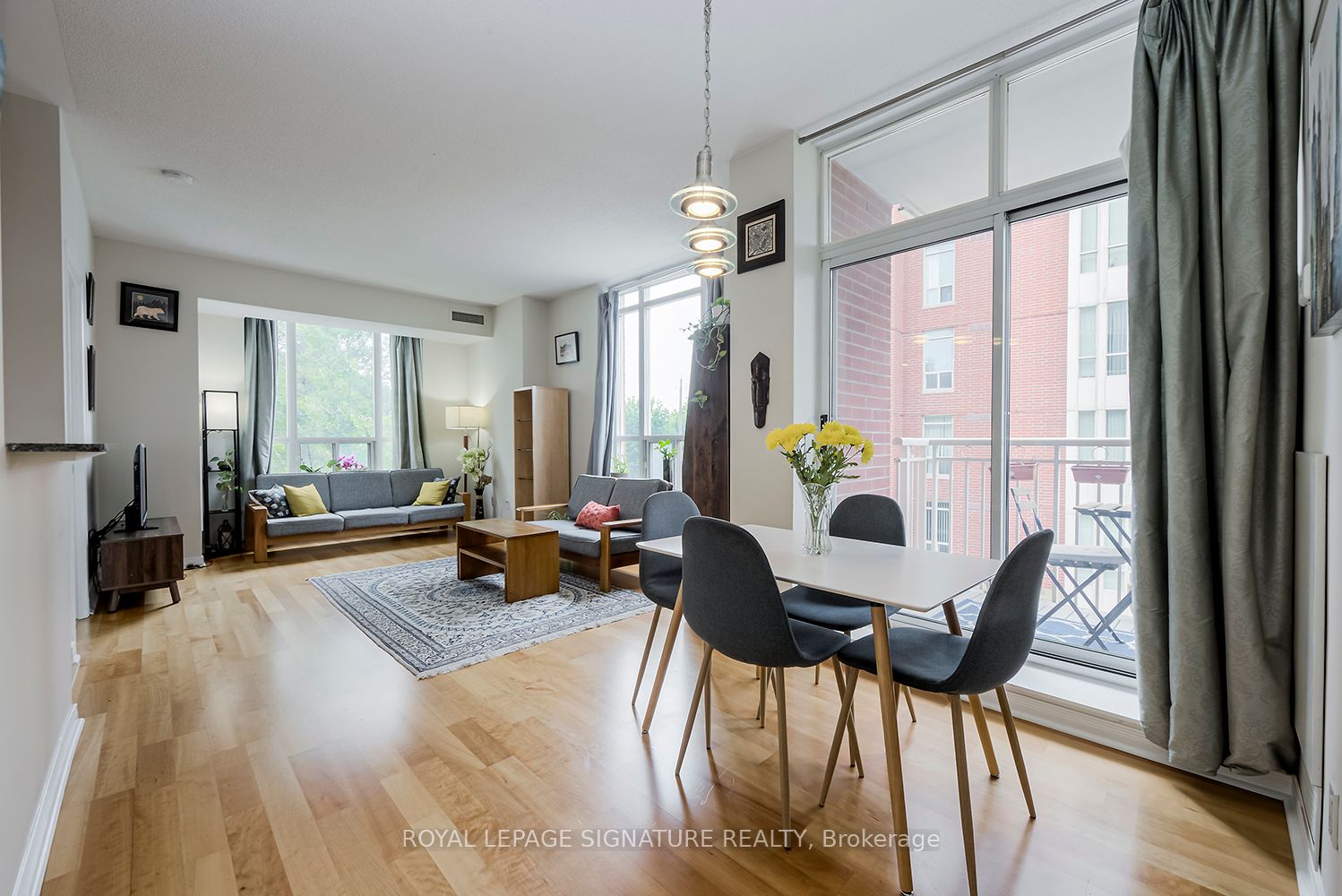 485 Rosewell Avenue #308