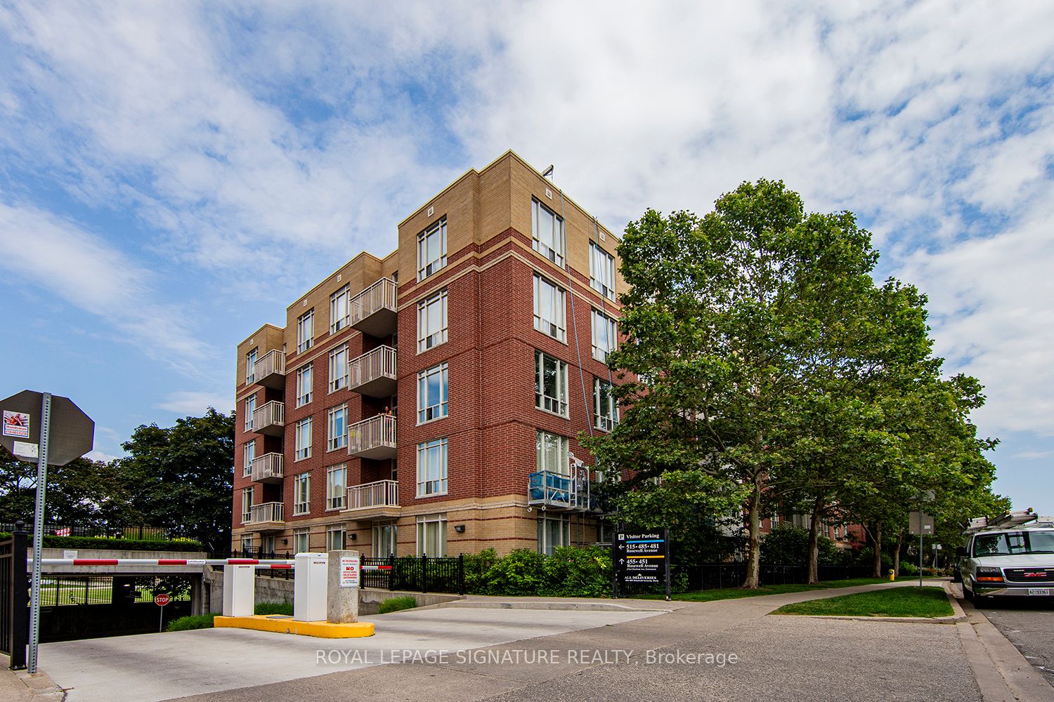 485 Rosewell Avenue #308