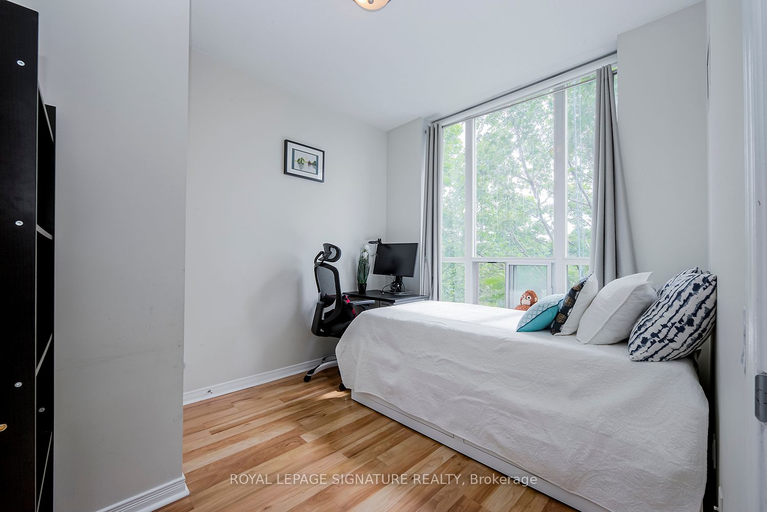 485 Rosewell Avenue #308