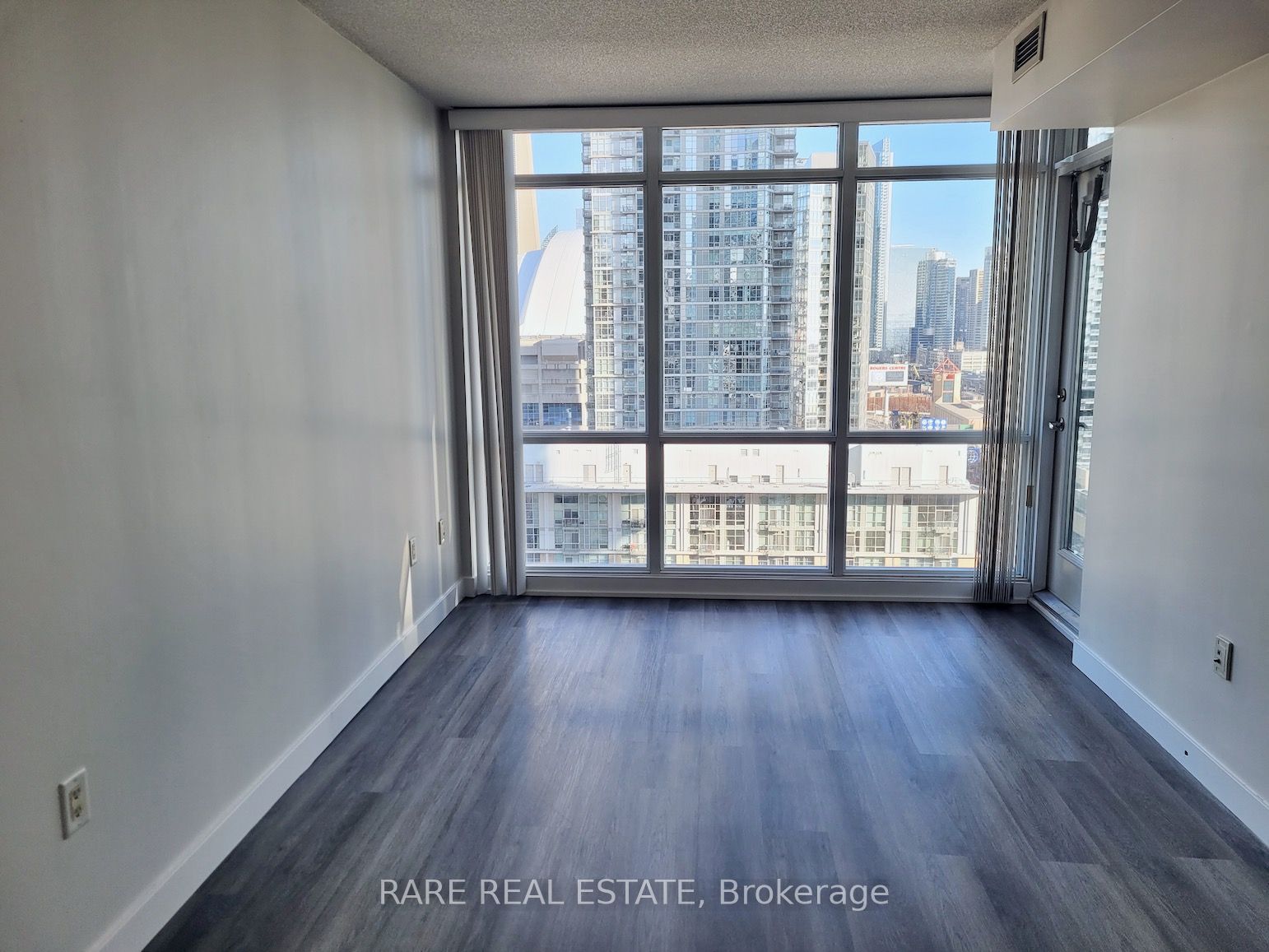 15 Fort York Boulevard, #2008