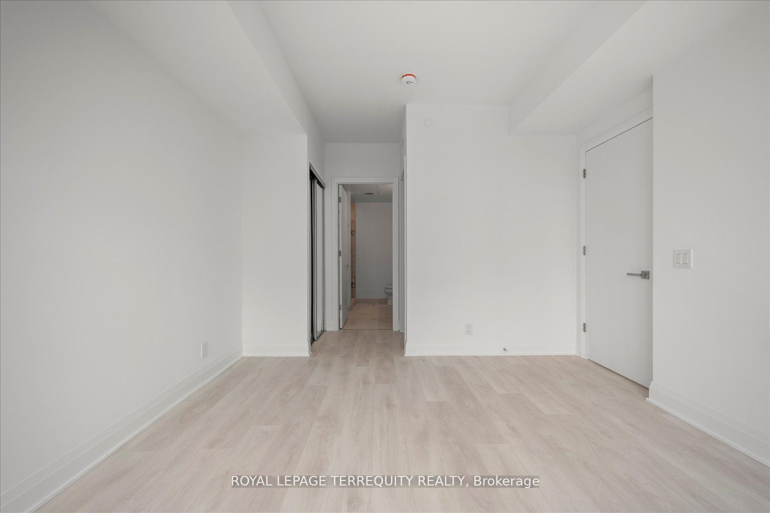 33 Frederick Todd Way, #1406