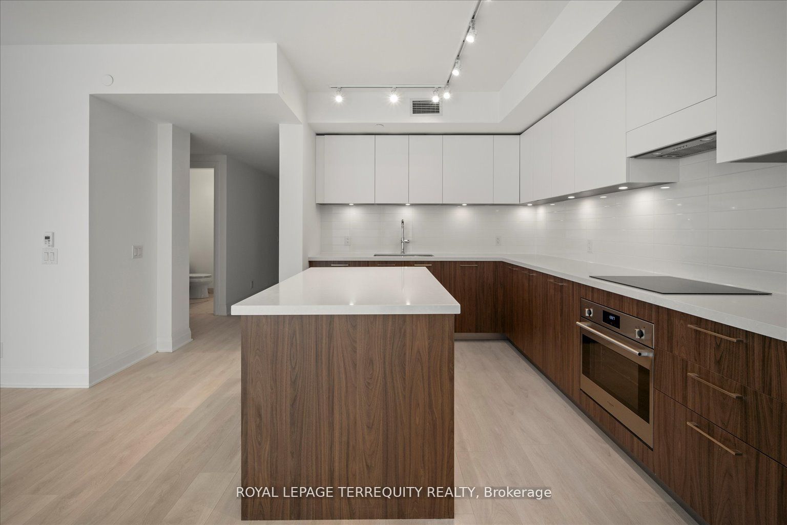 33 Frederick Todd Way, #1406