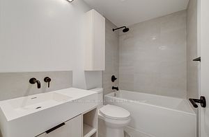 108 Peter Street #2011