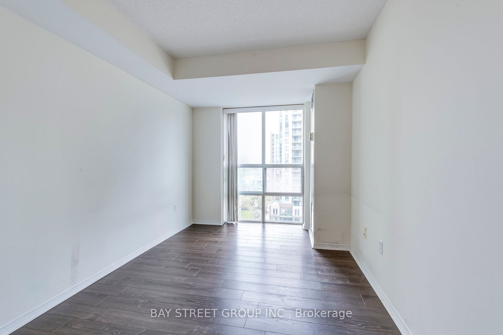 1 Pemberton Avenue, #1008