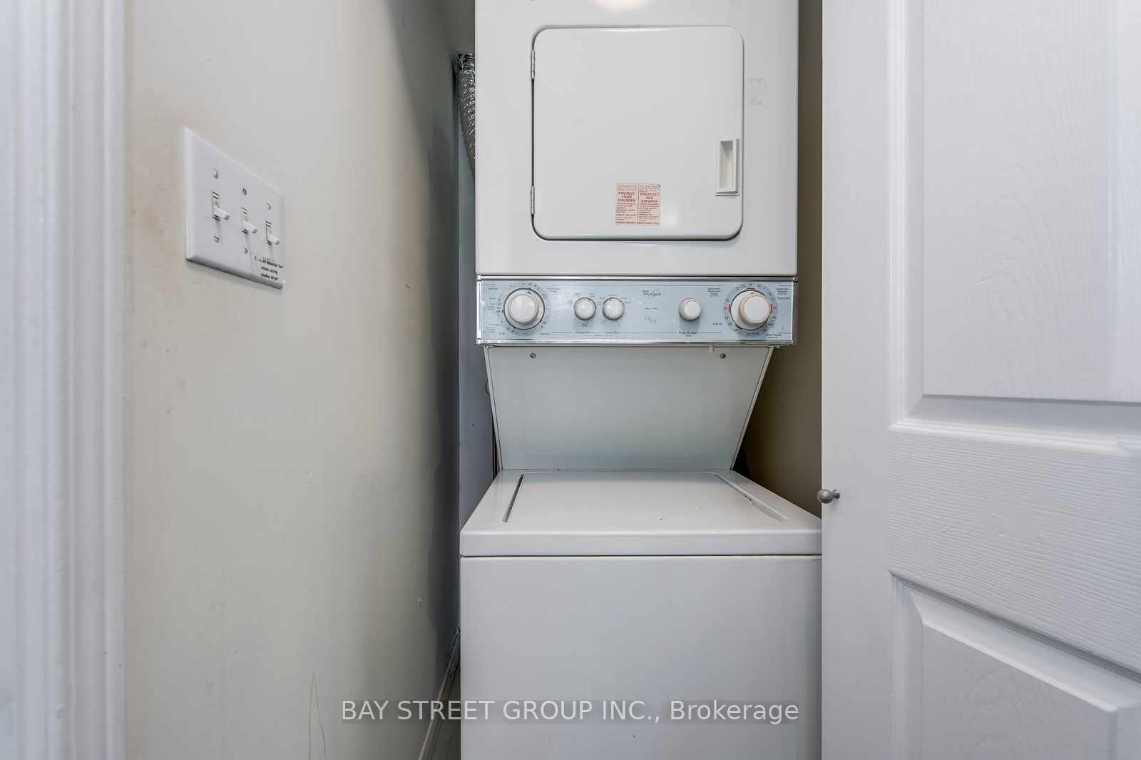 1 Pemberton Avenue, #1008