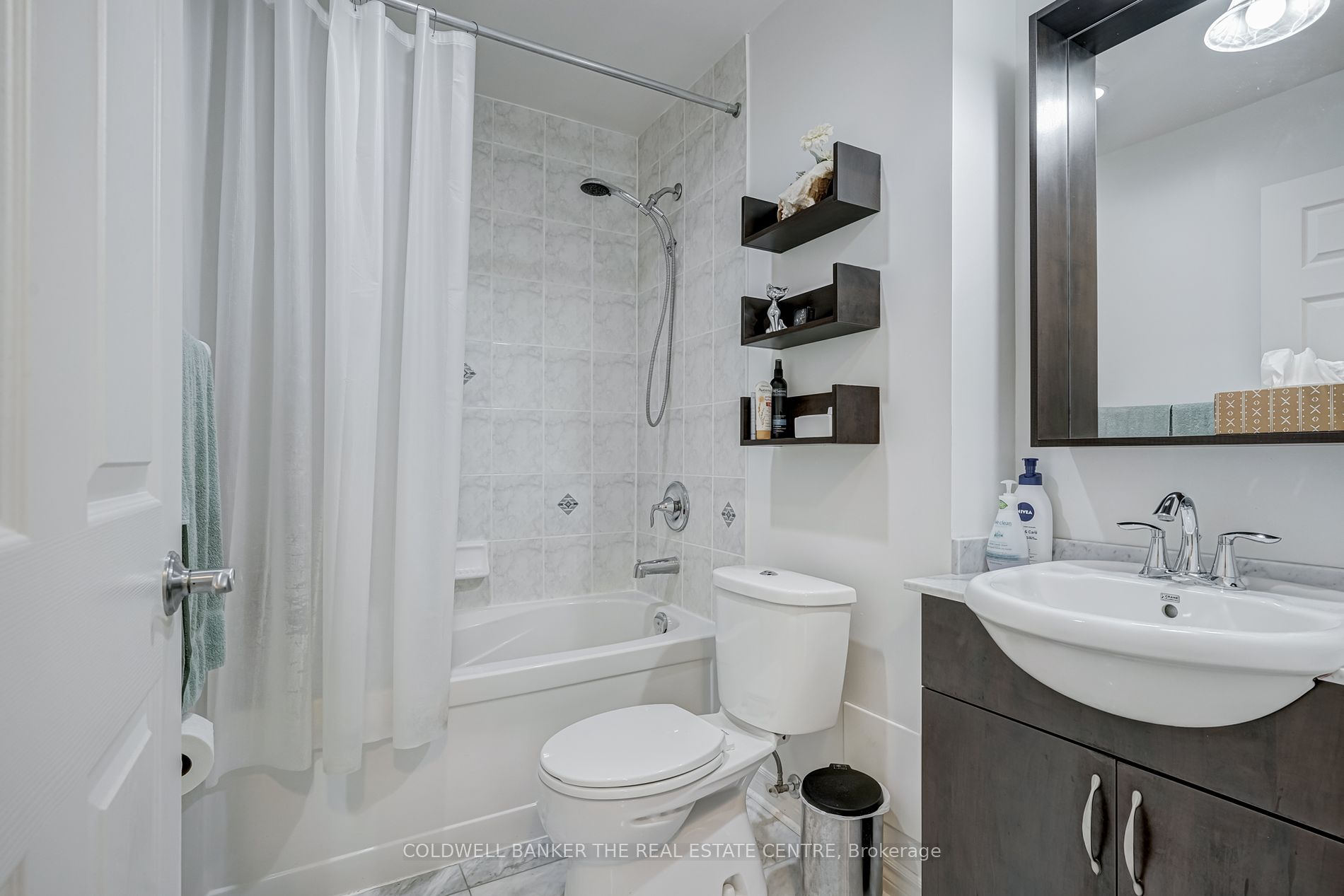 18 Holmes Avenue, #310