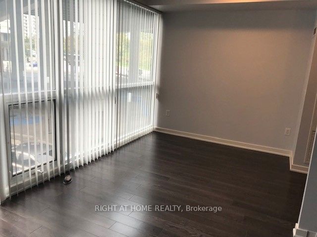 38 Dan Leckie Way, #202