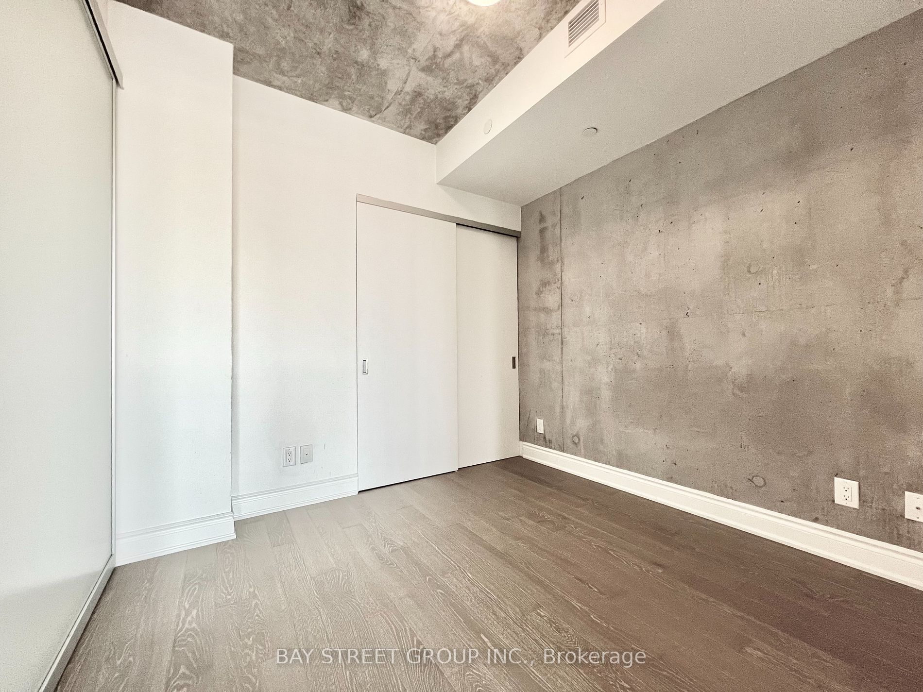 608 Richmond Street W, #1202