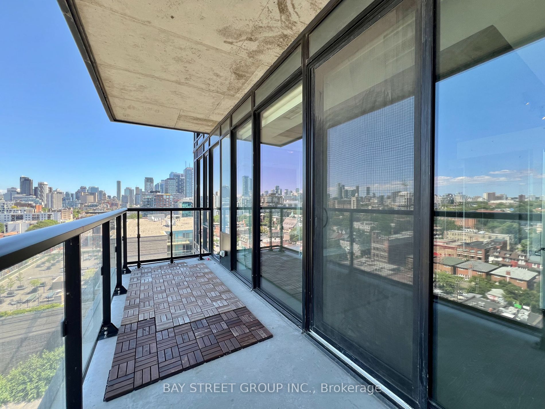 608 Richmond Street W, #1202