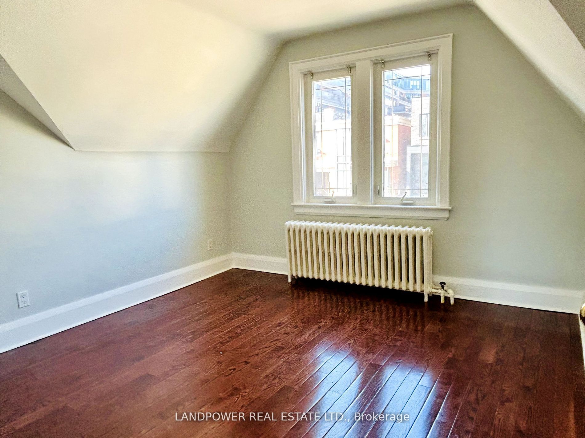 357 Fairlawn Avenue