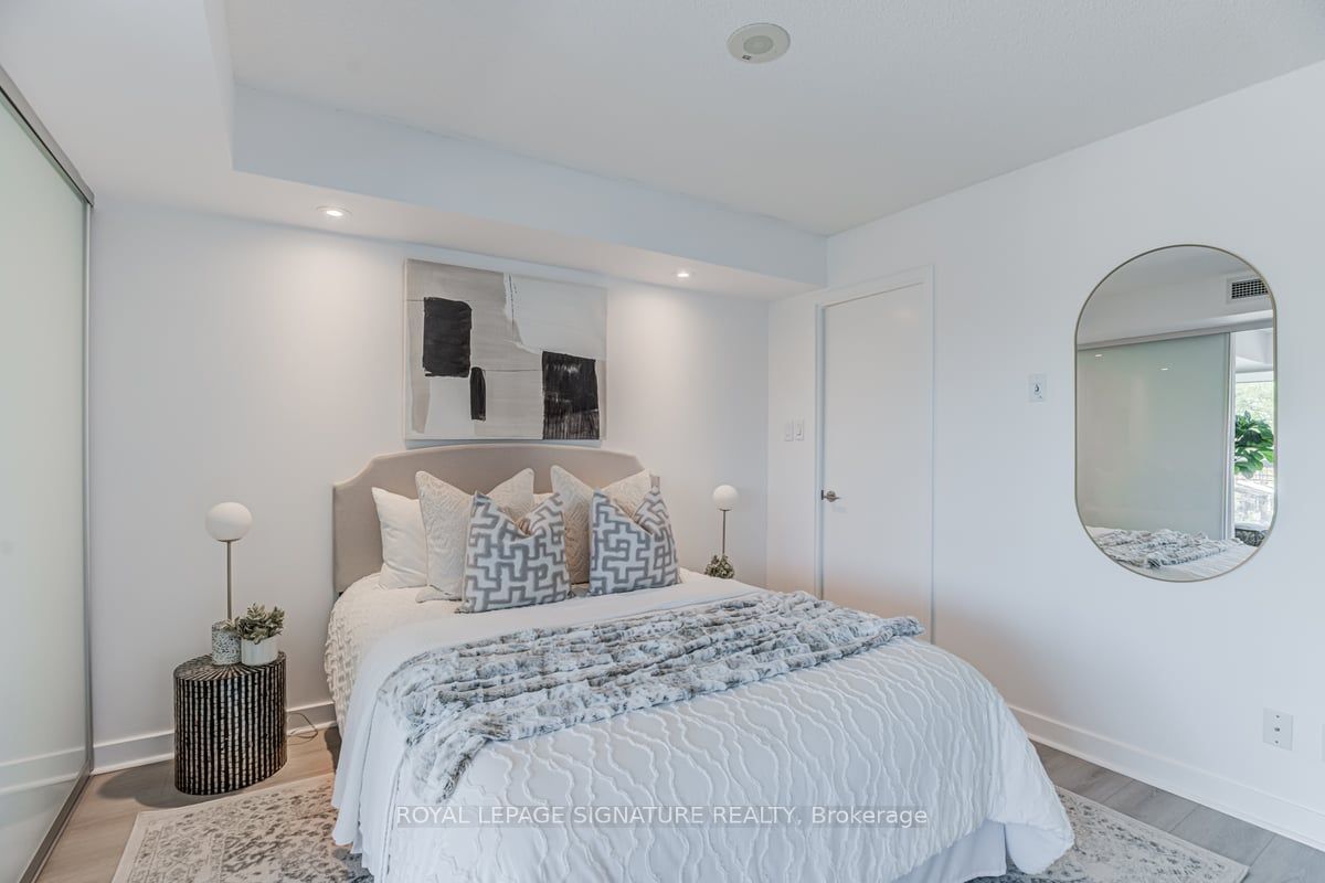 1169 Queen St W, #309
