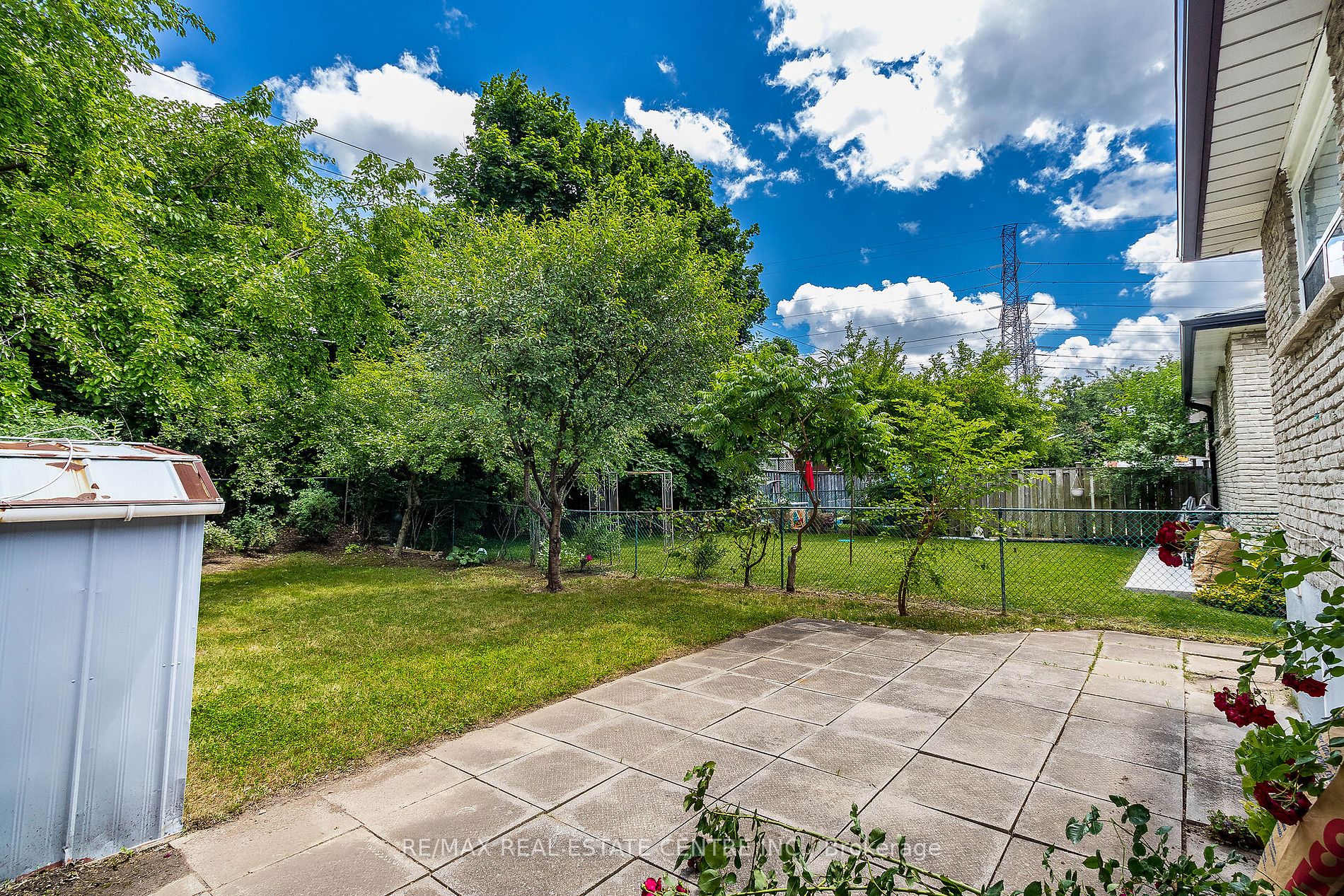 114 Sexton Crescent