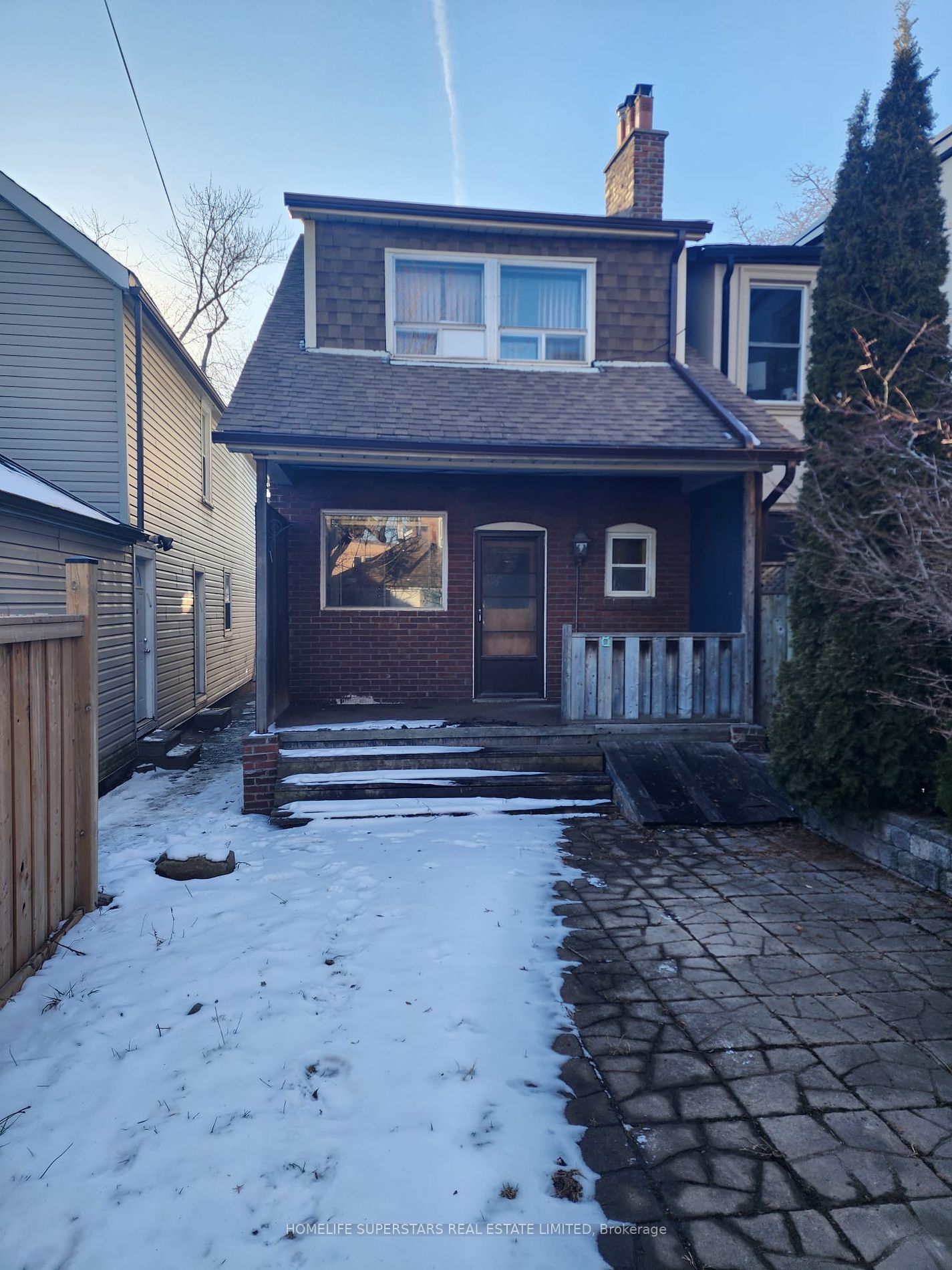 61 Greensides Avenue