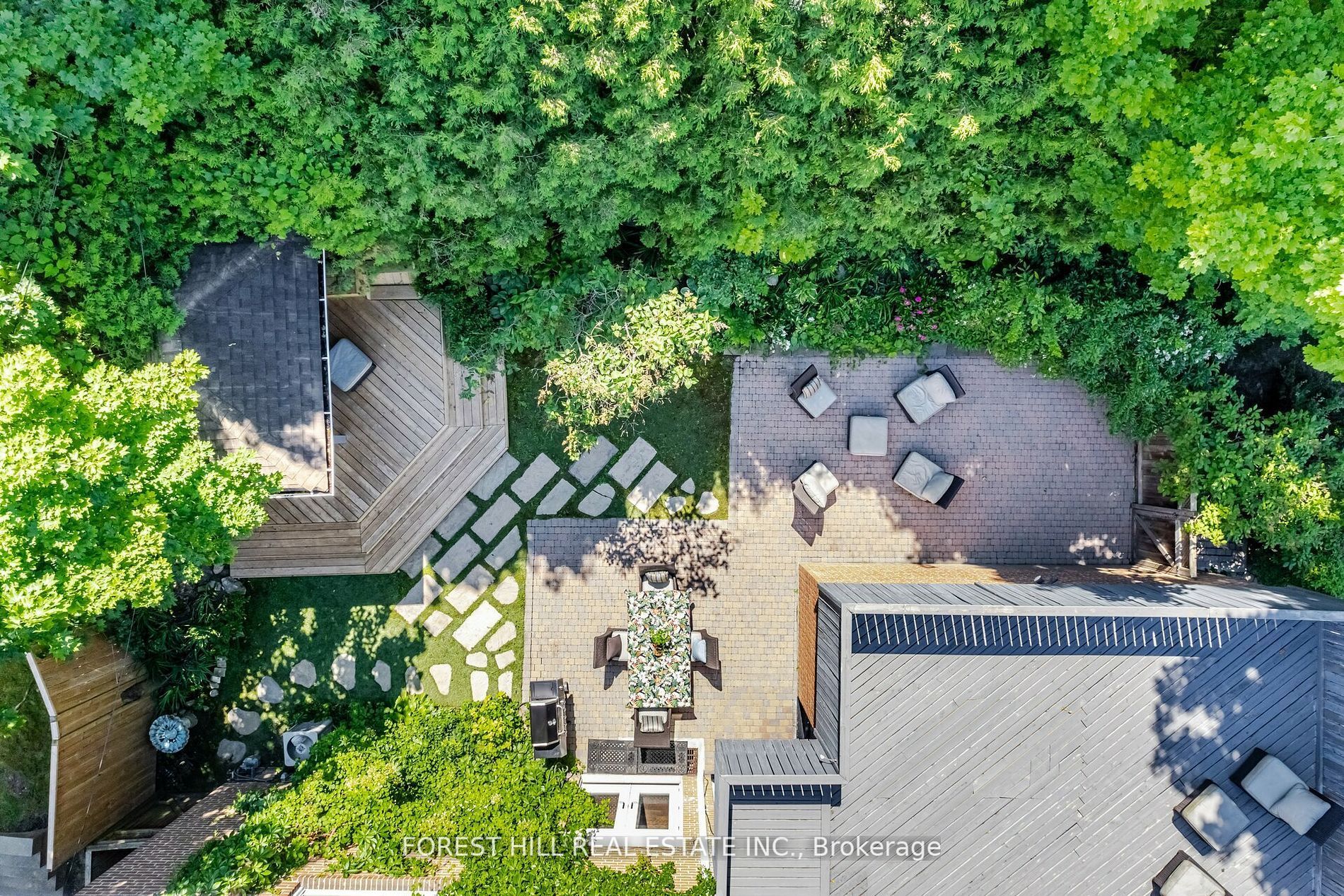 65 Blue Forest Dr